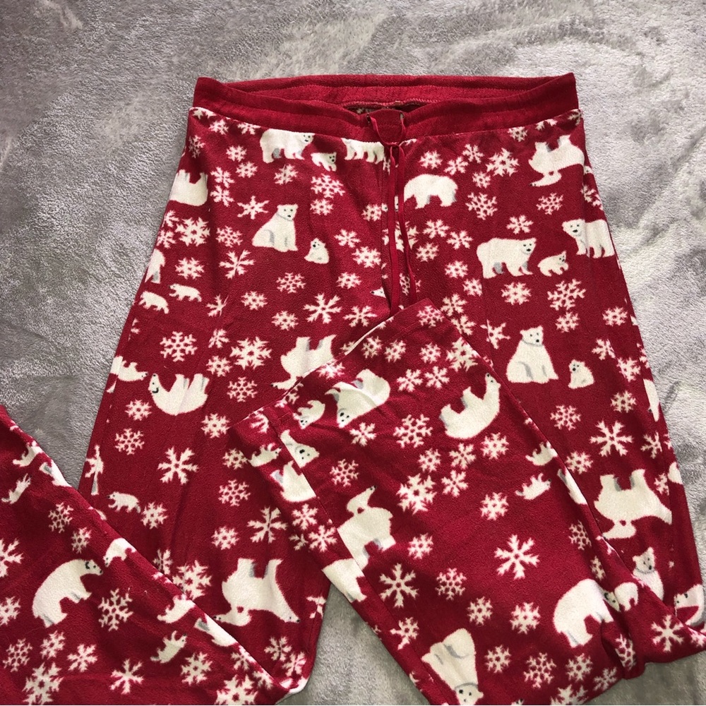 Oscar de La Renta red winter/ Christmas pajamas with polar bear print/sleepwear - Picture 6 of 10